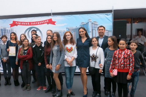 Андрей Стрихарский провел благотворительный вечер в поддержку детей из зоны АТО