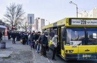 Военнослужащие в Киеве получили специальные пропуска для проезда в транспорте