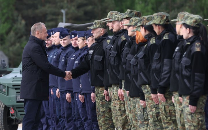 ​Прем'єр Польщі анонсував укріплення східного кордону через "прогресуючу гібридну війну"