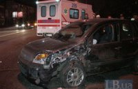 ДТП в Киеве: пьяный водитель Toyota Land Cruiser протаранил три автомобиля