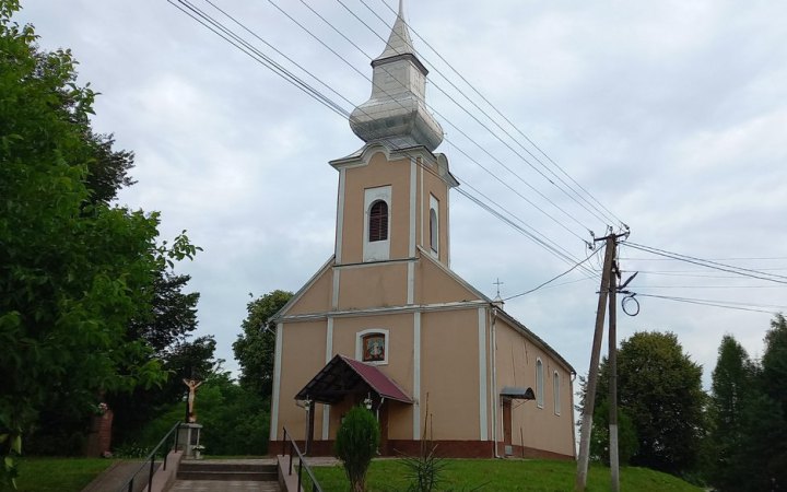 На Закарпатті невідомий підпалив церкву