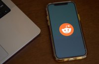 Компанія Reddit подала до суду на Австралію через заборону соцмереж для дітей