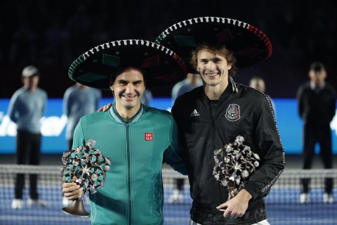 Матч Федерера и Зверева побил теннисный мировой рекорд по посещаемости