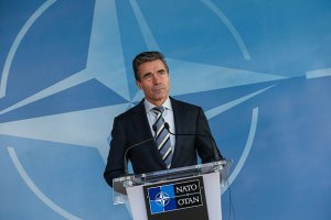 НАТО відкинуло звинувачення Путіна на адресу Расмуссена