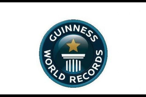 Британский гимнаст установил мировой рекорд по выполнению сальто на перекладинах, пролетев 6 метров