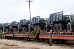Штаб АТО: в Дебальцеве переправили 40 вагонів з бойовиками і бронетехнікою