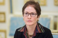 Посол США порадила українцям вчитися фільтрувати фейки