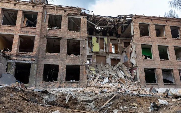 Кожна сьома школа в Україні пошкоджена російськими ударами