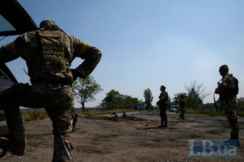 Боевики 5 раз обстреляли позиции сил АТО в понедельник