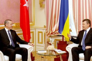 Янукович і Ердоган проводять зустріч у форматі "віч-на-віч"