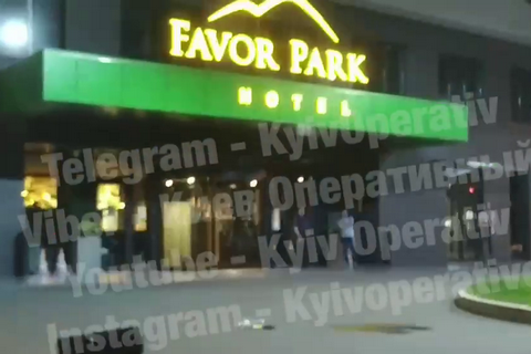 На Теремках в Киеве произошла перестрелка возле ресторана, есть пострадавший
