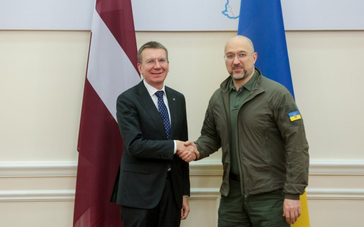 Президент Латвії зустрівся з прем'єр міністром України Шмигалем
