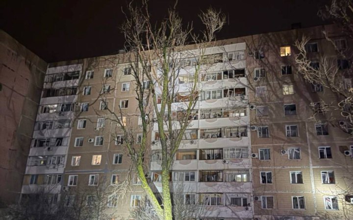 Росіяни вдарили по Запоріжжю, постраждав житловий будинок