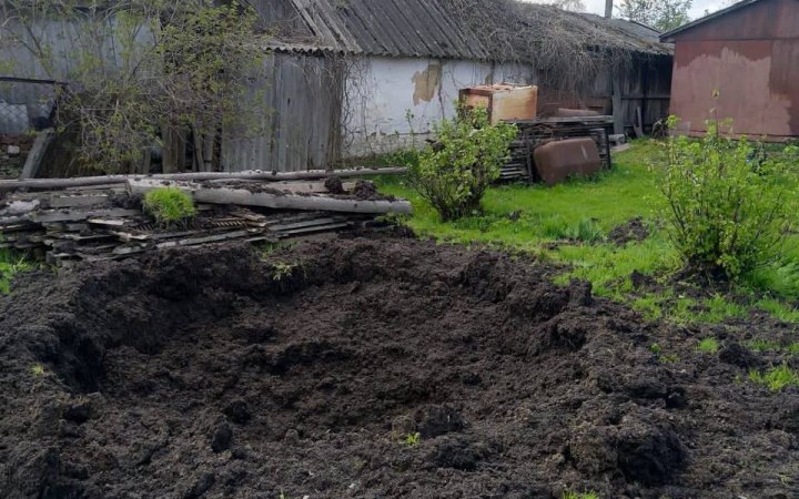 Росіяни з гелікоптера обстріляли селище на Сумщині