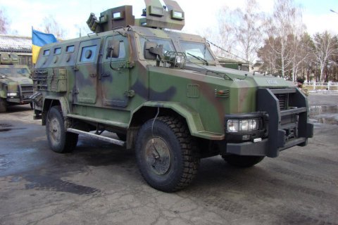 Нацгвардия получила на вооружение бронемашину "Козак-001"