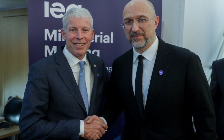 Шмигаль обговорив із міністром енергетики США використання українських газових сховищ і постачання скрапленого газу