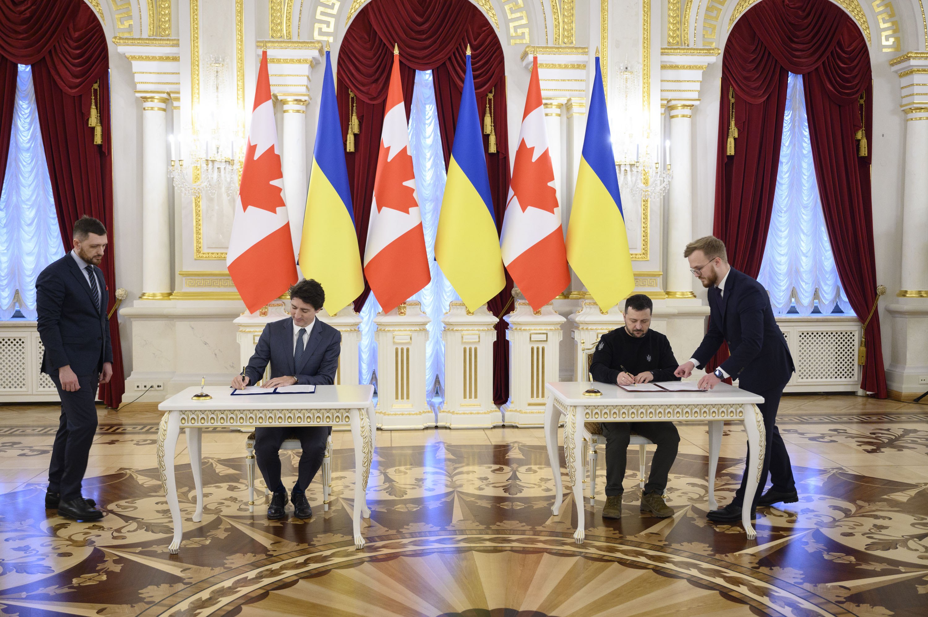 Підписання безпекової угоди з Канадою