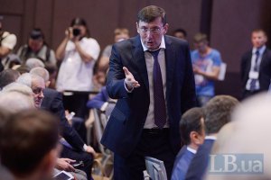 Партия Порошенко хочет досрочных местных выборов 