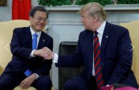 Президент Южной Кореи призвал Трампа провести третий саммит США-КНДР