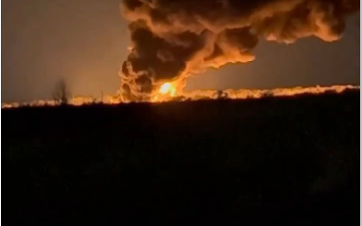 В тимчасово окупованому Луганську пролунали вибухи