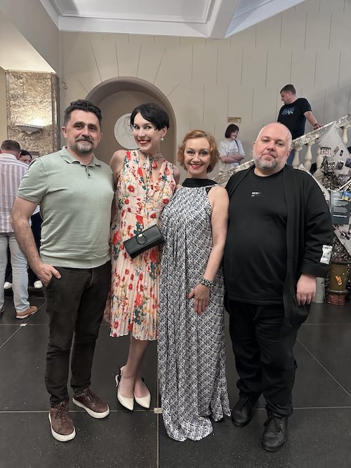 Зліва направо: архітектор Марко Савицький, Соня Кошкіна, акторка Римма Зюбіна, режисер Максим Голенко