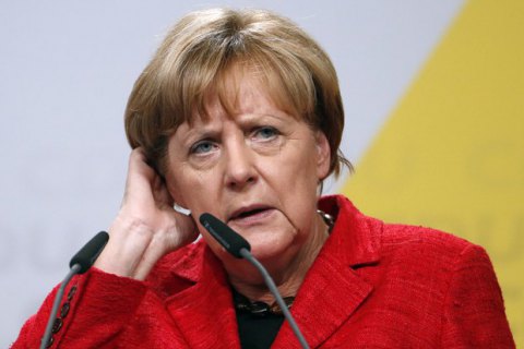 Меркель виключила вплив украй правої партії на політику Німеччини