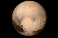 NASA опублікувало кольорове фото Плутона в добрій якості