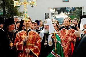 Московский патриарх помолился в Киеве за жертв Чернобыля