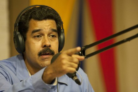 Групу журналістів затримали під час інтерв'ю з Мадуро за "погані питання"