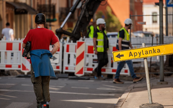 У Литві водії електросамокатів з наступного року мають надягати шоломи