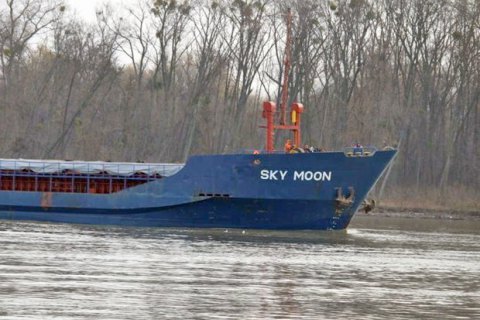 Украина впервые конфисковала иностранное судно, заходившее в Крым