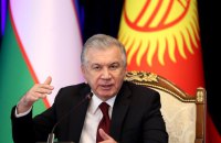 Узбекистан сьогодні голосує за поправки до конституції, що можуть обнулити термін повноважень президента