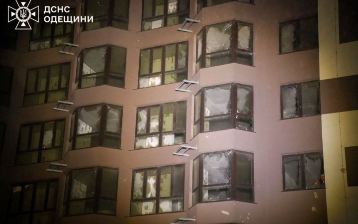 У Одесі російський дрон вбив чоловіка. Ще двох людей ворог поранив (доповнено)