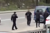 У Києві призначено службове розслідування щодо стрільби по авто порушника, який тікав від групи оповіщення ТЦК