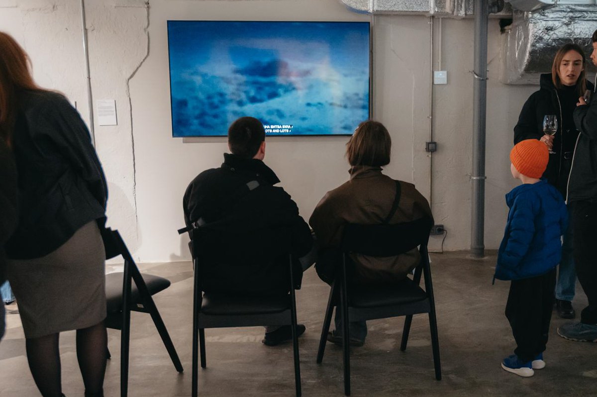 Богдан Бунчак. Хто піде для нас. 2024. Одноканальне відео, 10’12”. Під час виставки «Полином поле поросло».