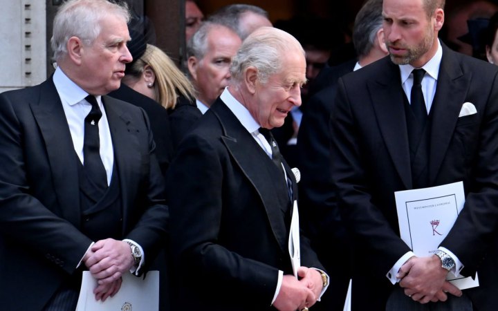 Британія запускає процес виключення Ендрю зі списку спадкоємців престолу