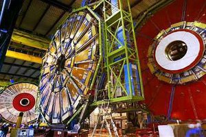 Большой адронный коллайдер выполнил план на 2011 год раньше срока