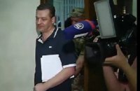 Суд продлил залог для экс-прокуроров Шапакина и Корнийца