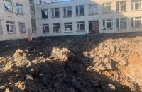 У результаті ворожих обстрілів на Харківщині пошкоджено фермерський склад і навчальний заклад