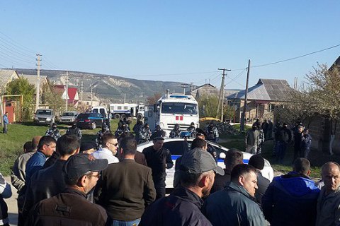 В Бахчисарае прошло массовое задержание крымских татар