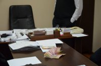 В Івано-Франківську керівник бюро судмедекспертизи вимагав "відкати" з премій підлеглих