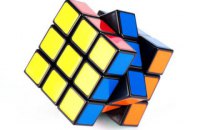 Штучний інтелект зібрав кубик Рубика за 1 секунду