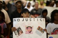 В США задержаны 17 протестующих против приговора за убийство чернокожего подростка