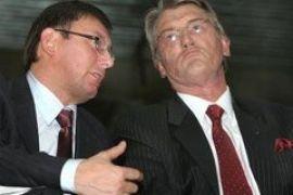 Ющенко советует Луценко подать в отставку