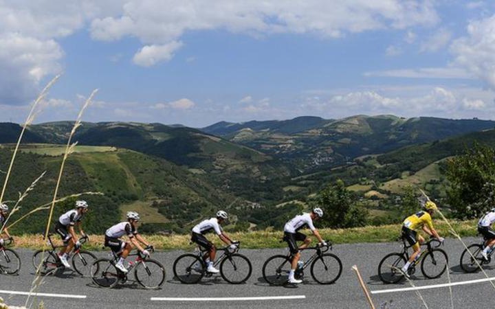 У Парижі презентували маршрути чоловічої та жіночої Тур де Франс-2026