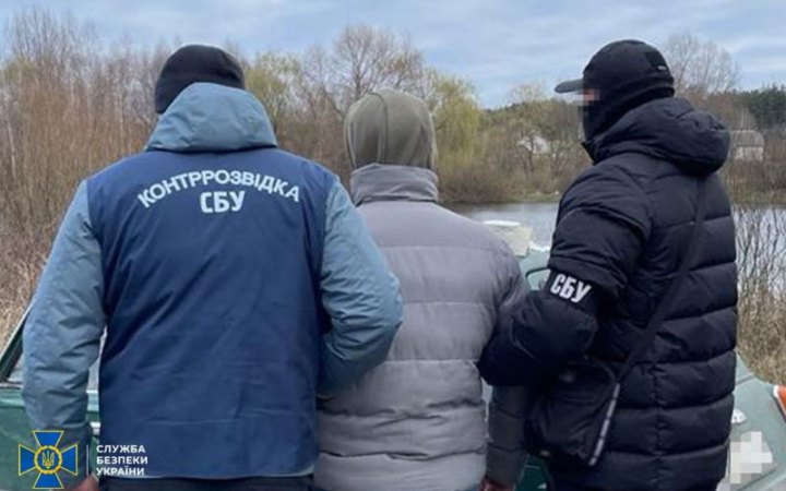 СБУ затримала “законсервованого” шпигуна ФСБ, який збирав інформацію про ЗСУ на Чернігівщині