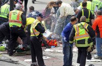 Забег на Бостонском марафоне завершился взрывом на финише