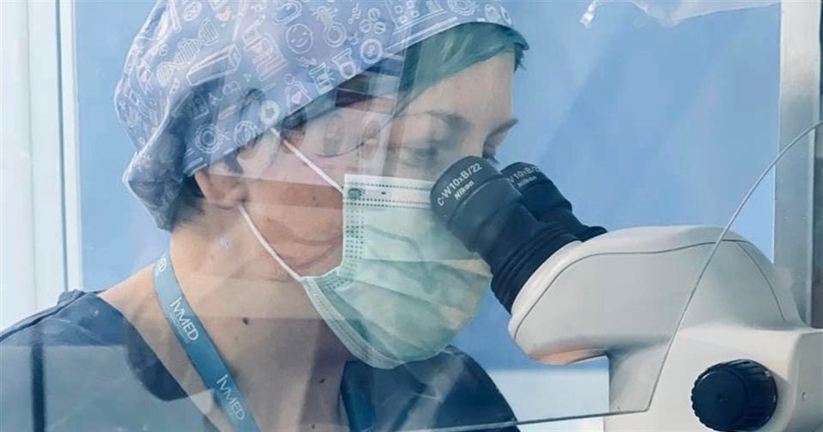 Ембріологиня Ольга Малюта за роботою