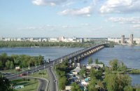 Движение через киевский мост Патона ограничили до мая 