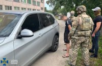 СБУ затримала російського агента, який "провів" у бік Києва 128 одиниць техніки окупантів